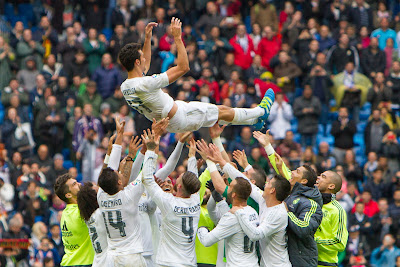 ARBELOA-despedida-real-madrid bernabeu-siete-temporadas-arbeloa