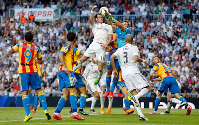 muro-liga-alves-porterazo