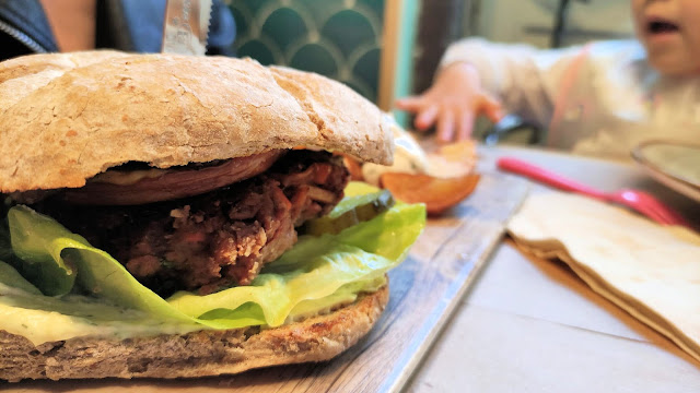 burger-reina-queen-viva-otiummadrid